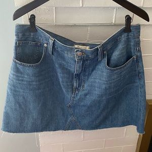Sz 32 Madewell Denim Skirt